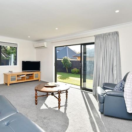 Lavandula 3 - Christchurch Holiday Homes Экстерьер фото