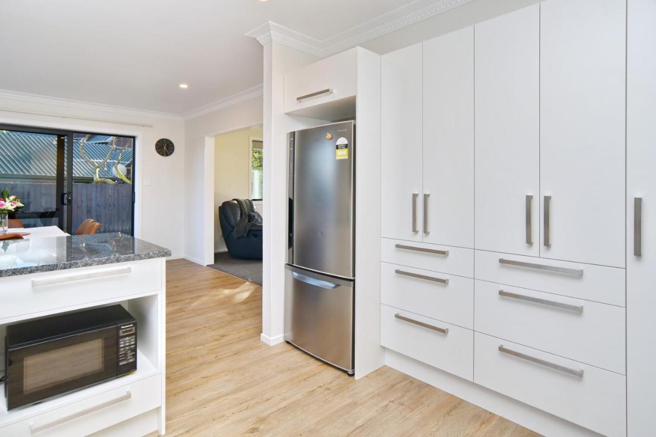 Lavandula 3 - Christchurch Holiday Homes Экстерьер фото
