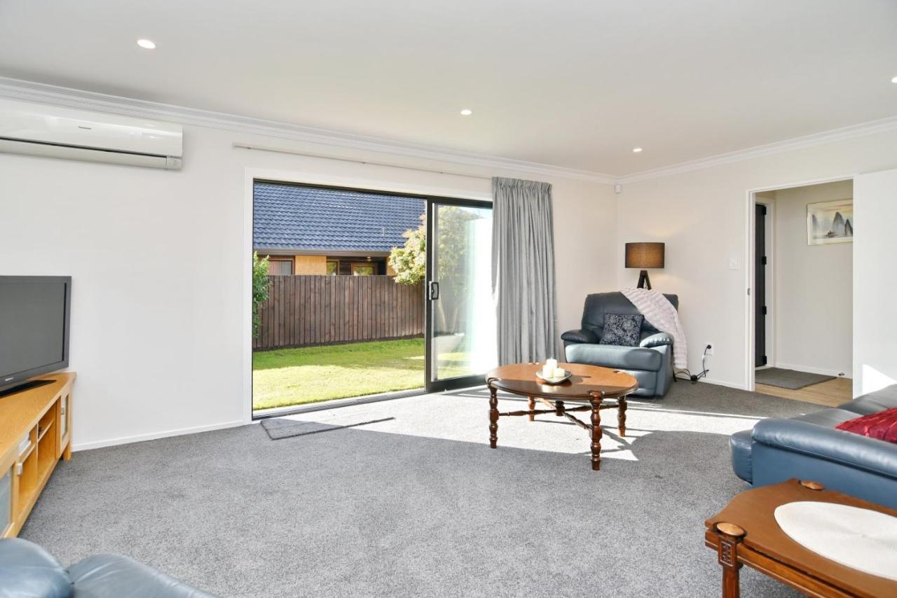 Lavandula 3 - Christchurch Holiday Homes Экстерьер фото